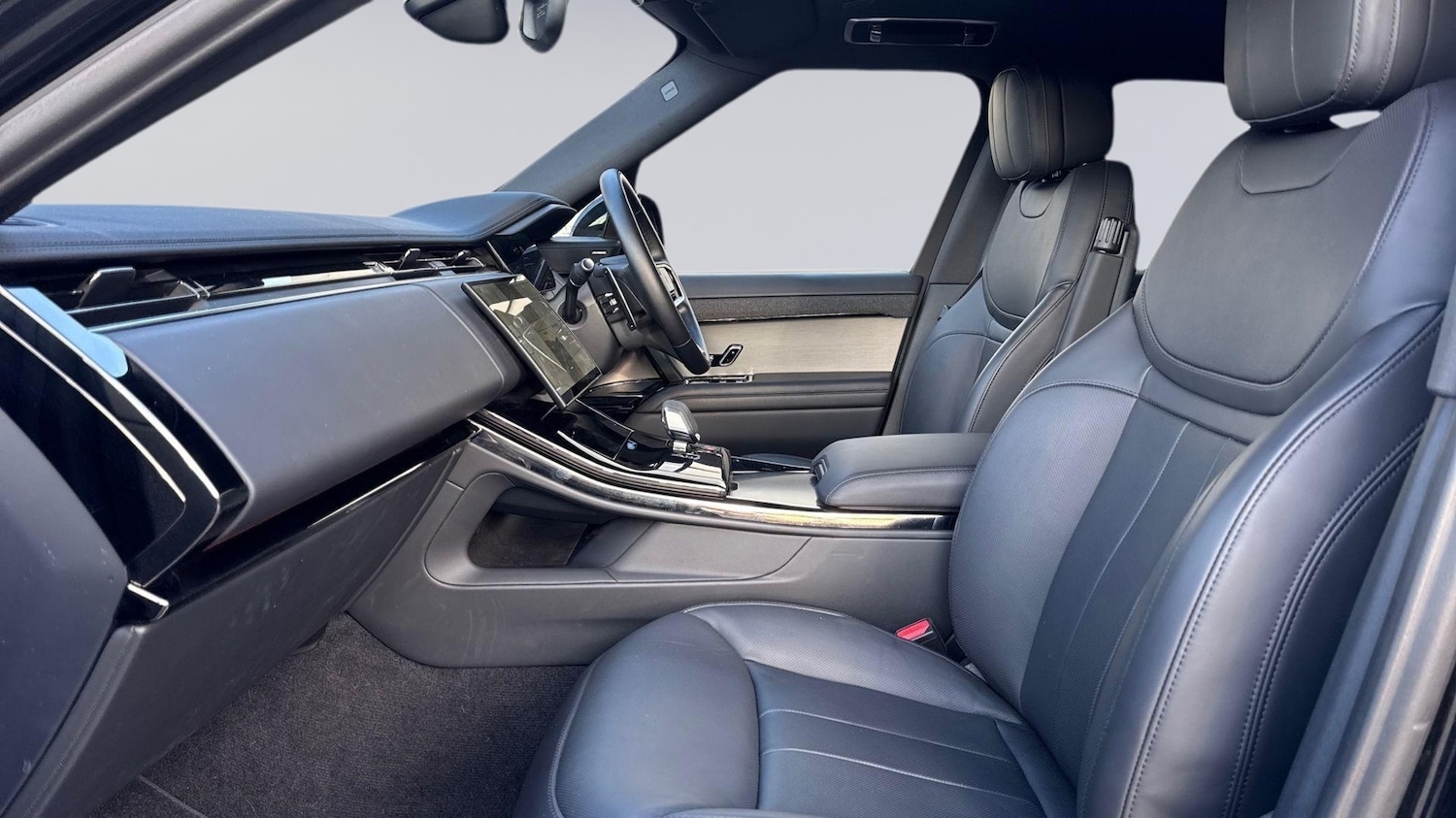 Used Land Rover Range Rover Sport 2024 for sale - 77926823: Photo 3