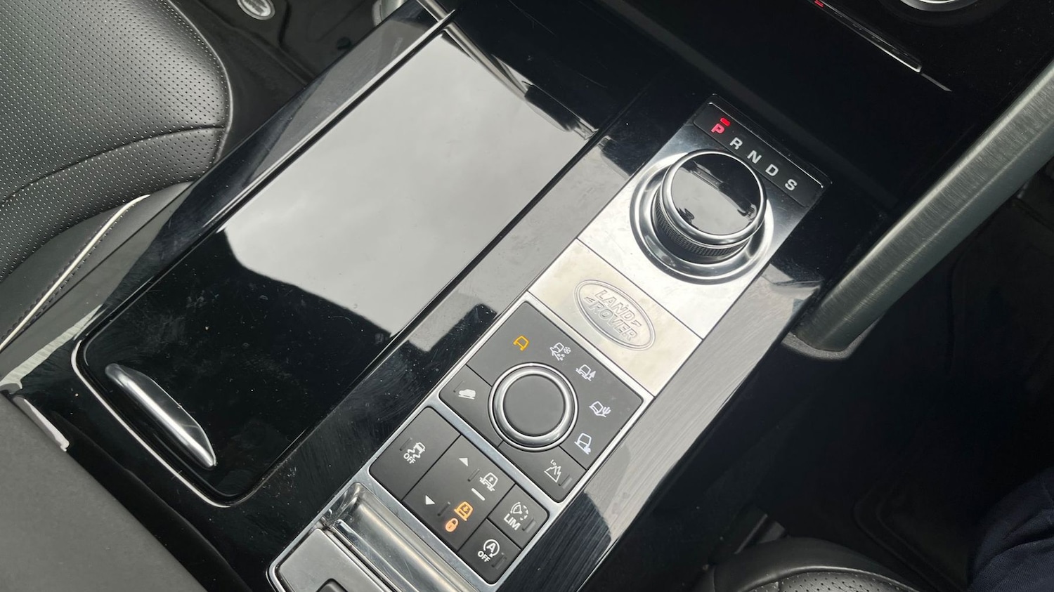 Used Land Rover Discovery 2018 for sale - 77052422: Photo 13