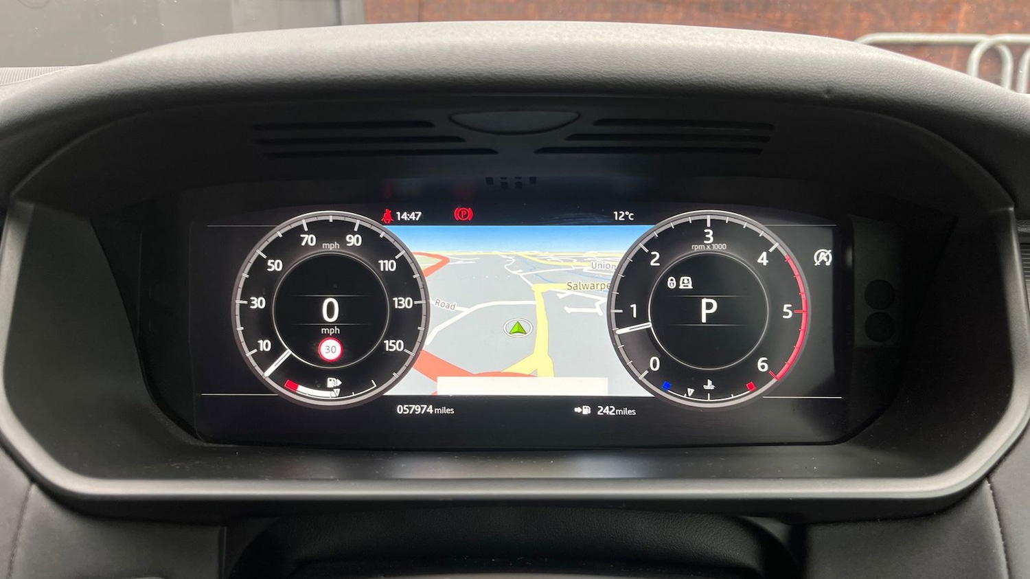 Used Land Rover Discovery 2018 for sale - 77052422: Photo 16