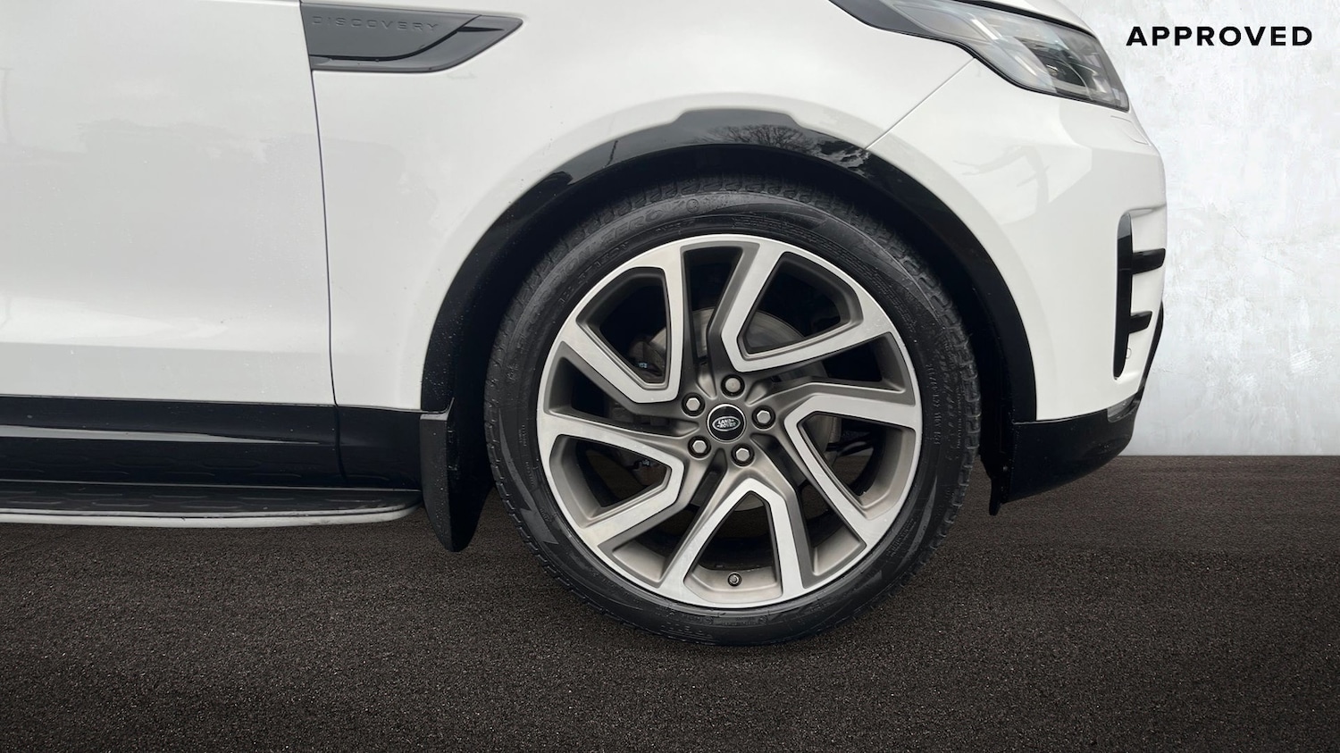 Used Land Rover Discovery 2018 for sale - 77052422: Photo 8