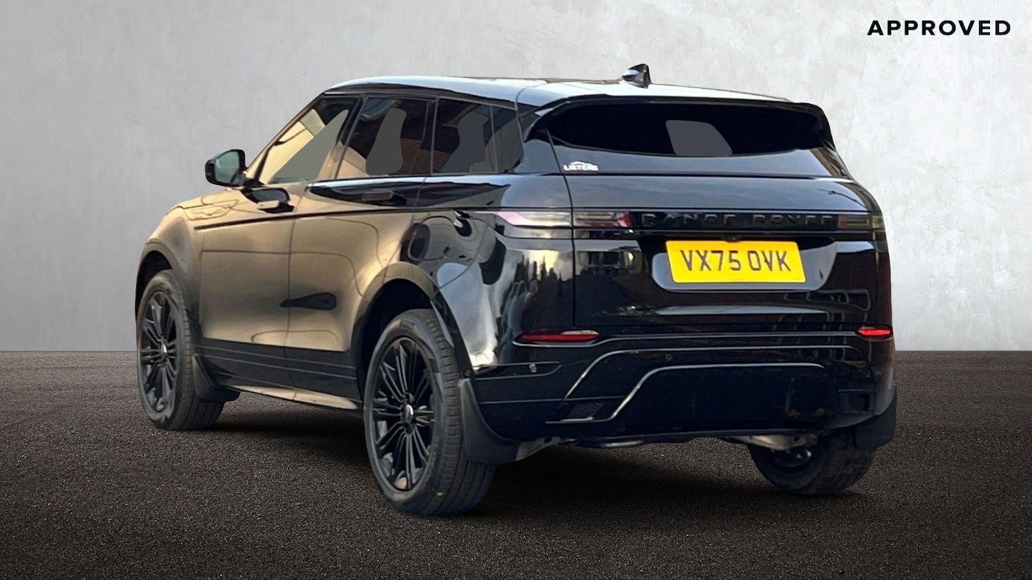 Used Land Rover Range Rover Evoque 2025 for sale - 76551832: Photo 2