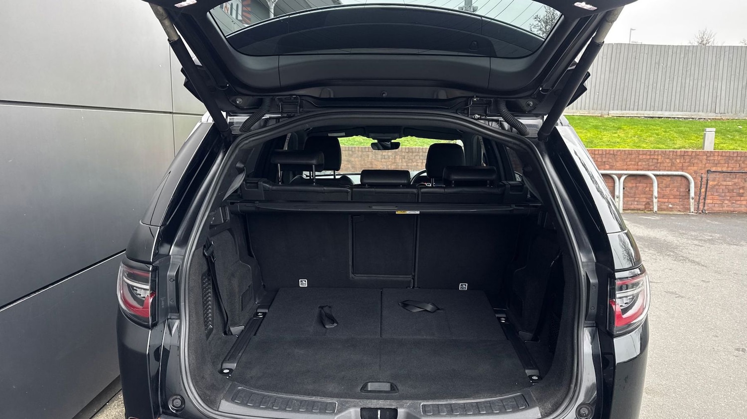 Used Land Rover Discovery Sport 2020 for sale - 77770667: Photo 10