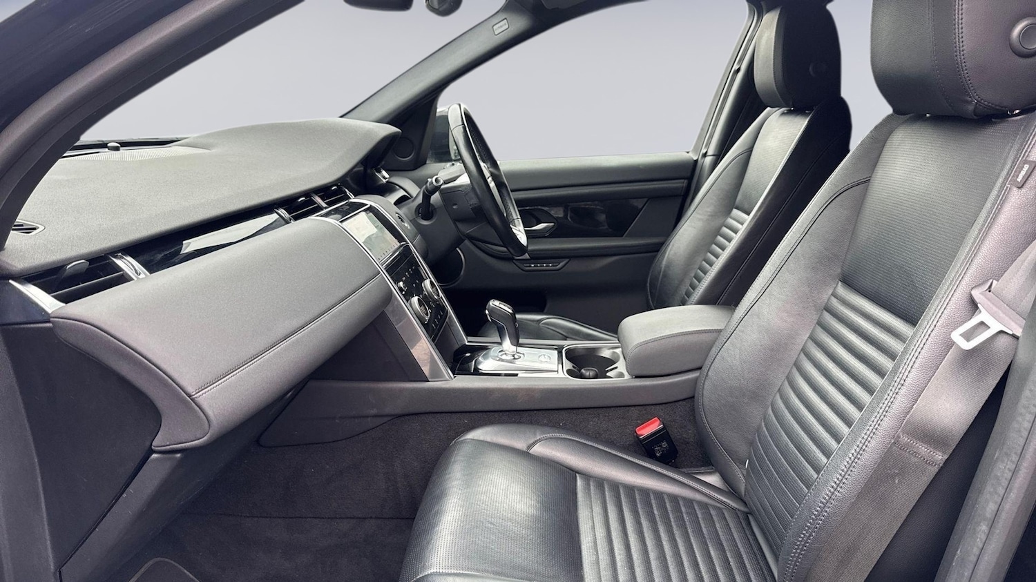 Used Land Rover Discovery Sport 2020 for sale - 77770667: Photo 3