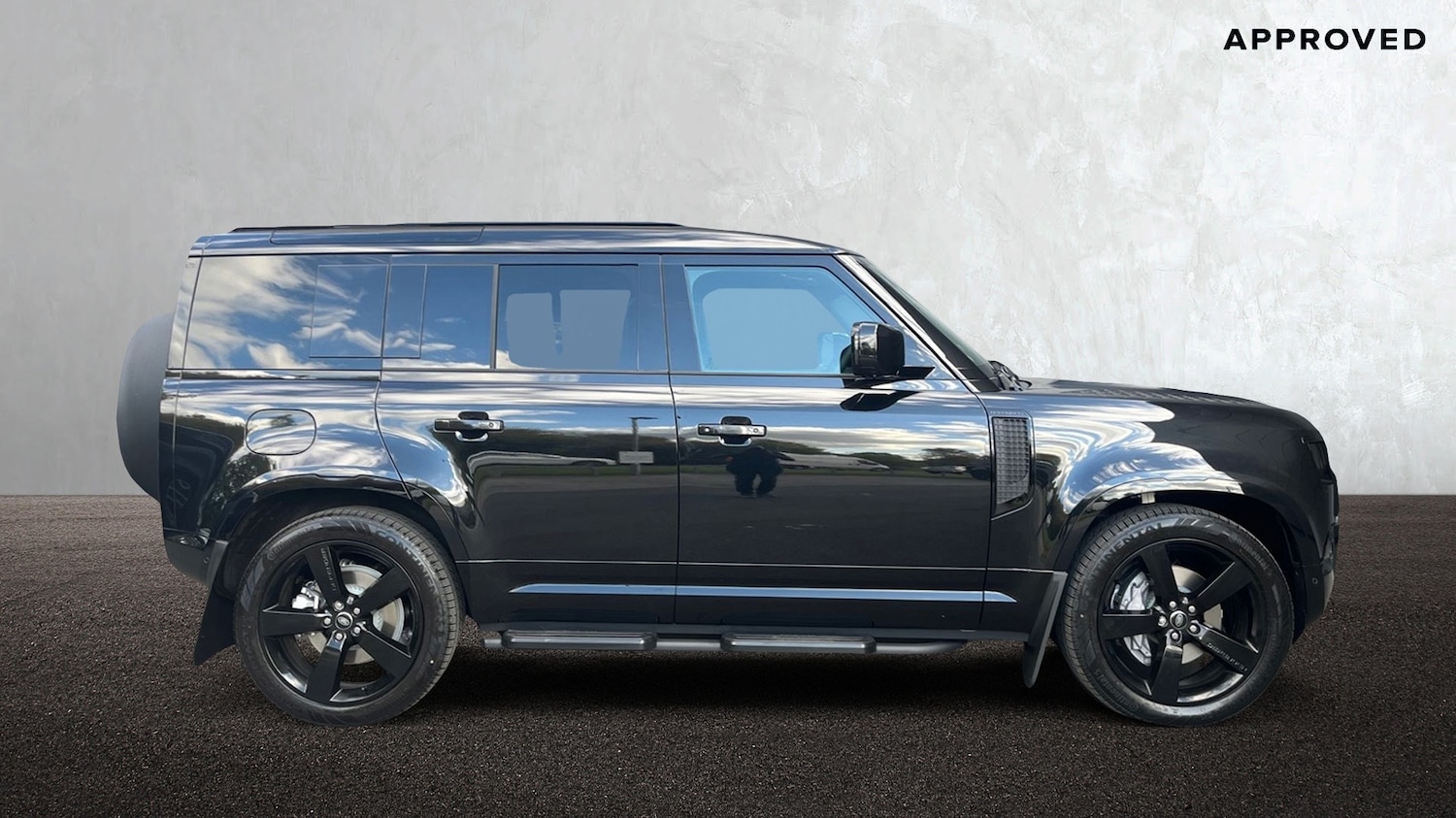 Used Land Rover Defender 2025 for sale - 76123922: Photo 5