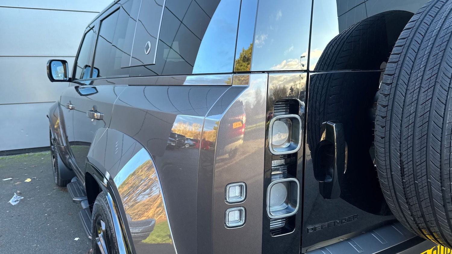 Used Land Rover Defender 2025 for sale - 77359925: Photo 19