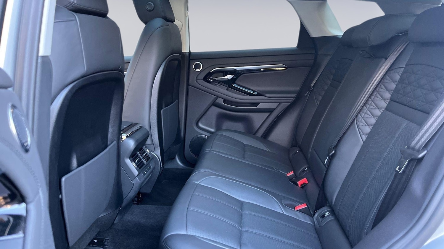 Used Land Rover Range Rover Evoque 2023 for sale - 77124366: Photo 4