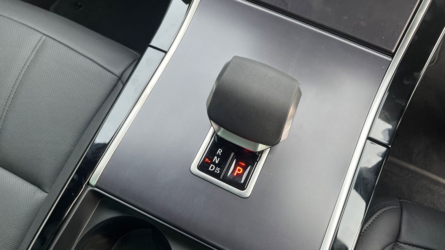 Used Land Rover Range Rover Evoque 2025 for sale - 77177476: Photo 13