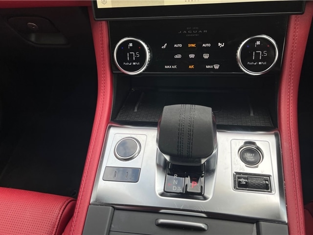 Used Jaguar F-Pace 2022 for sale - 76110824: Photo 13