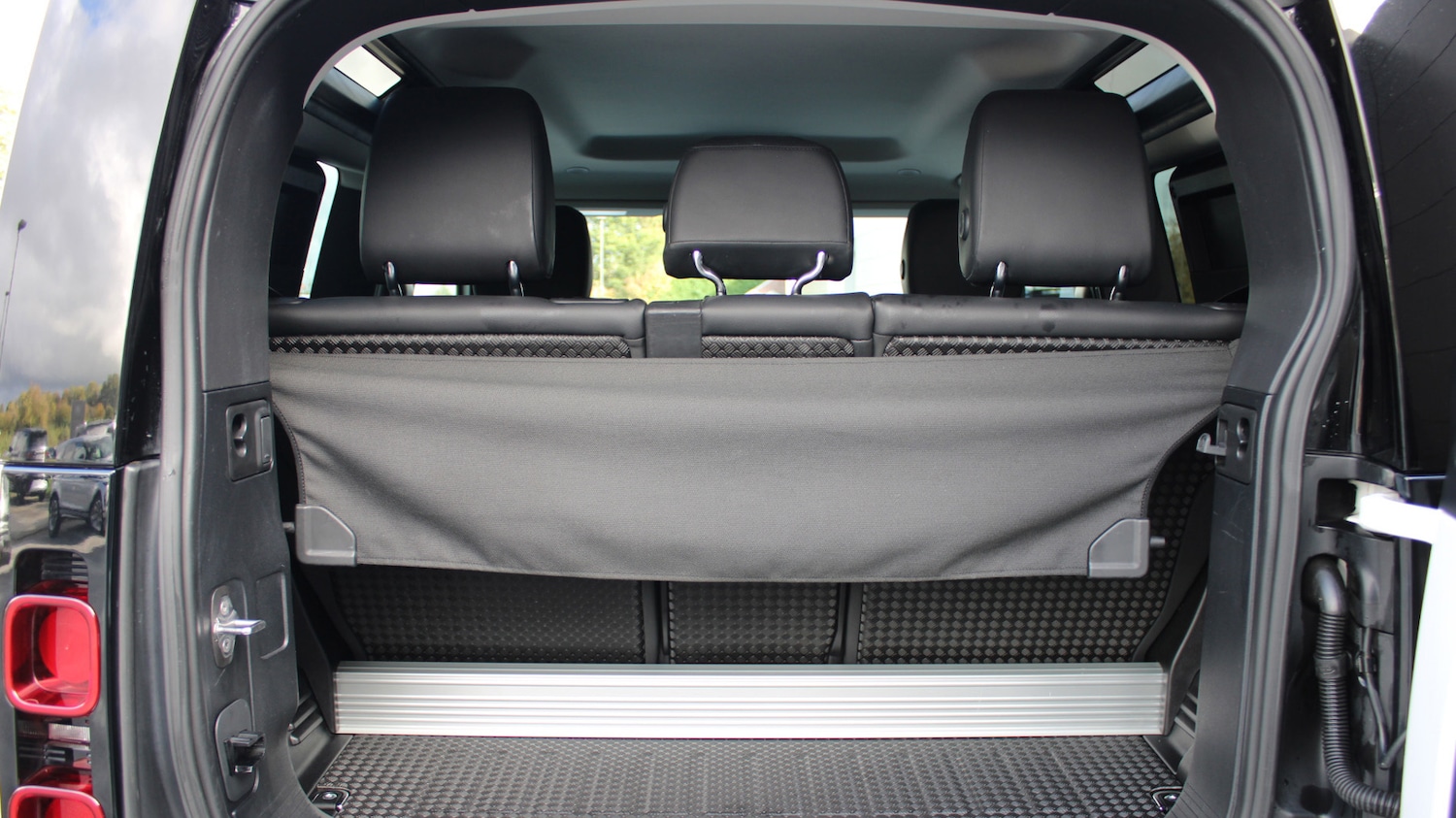 Used Land Rover Defender 2022 for sale - 77397143: Photo 10