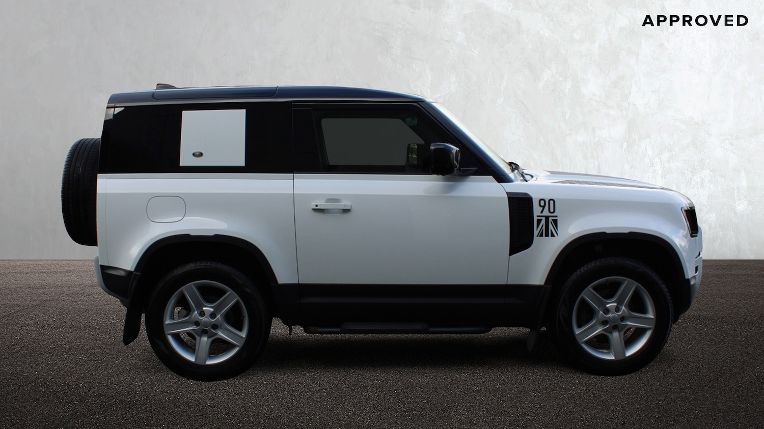 Used Land Rover Defender 2022 for sale - 77397143: Photo 5