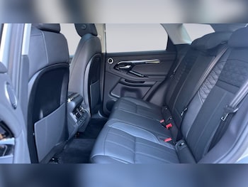 Used Land Rover Range Rover Evoque 2023 for sale - 76937305: Photo