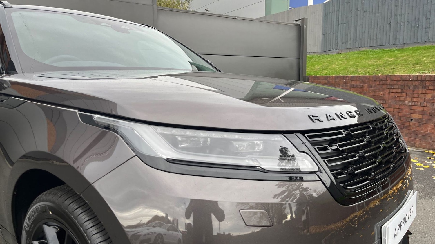 Used Land Rover Range Rover Velar 2025 for sale - 76551836: Photo 17