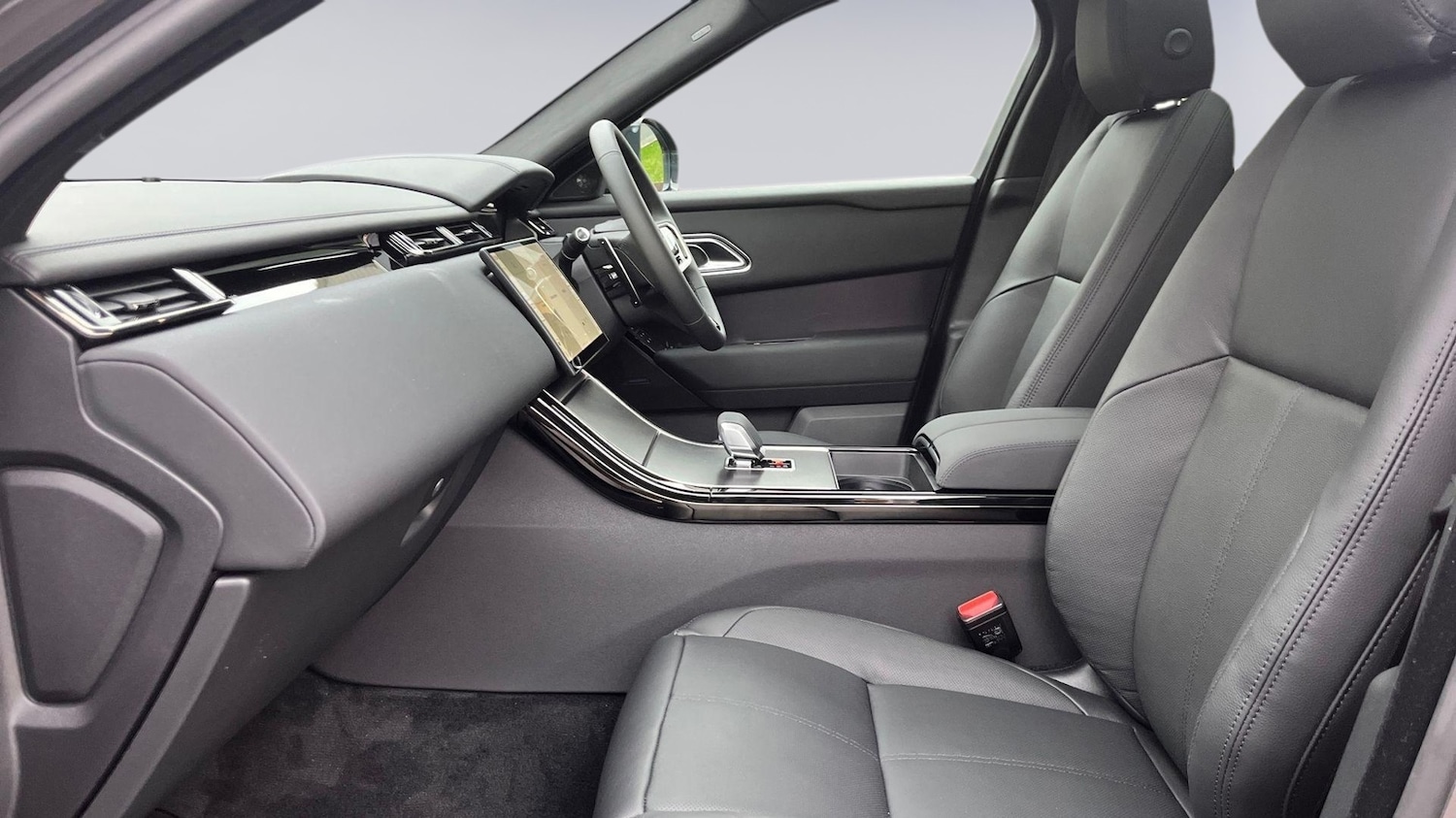 Used Land Rover Range Rover Velar 2025 for sale - 76551836: Photo 3