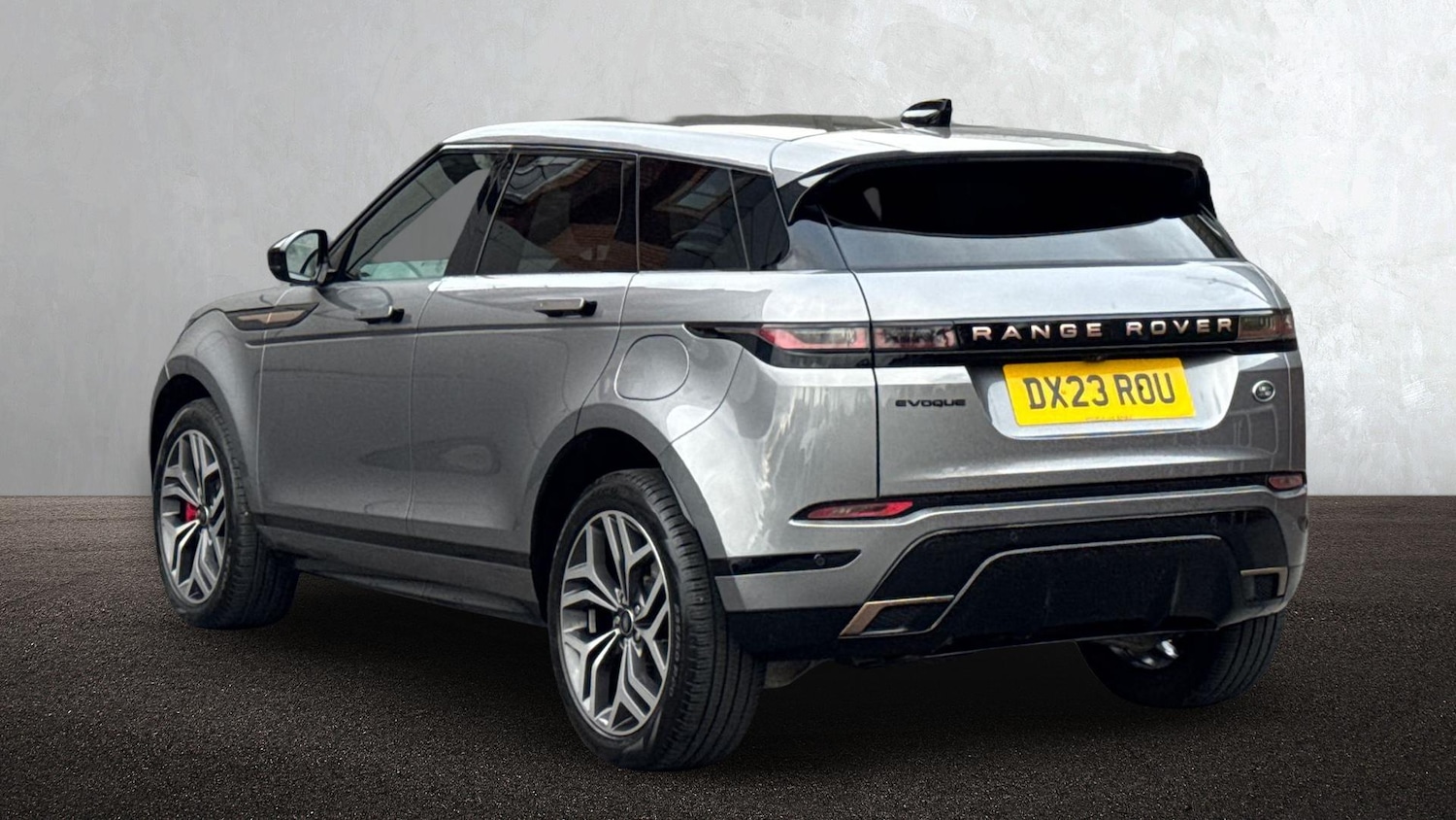 Used Land Rover Range Rover Evoque 2023 for sale - 77826172: Photo 2
