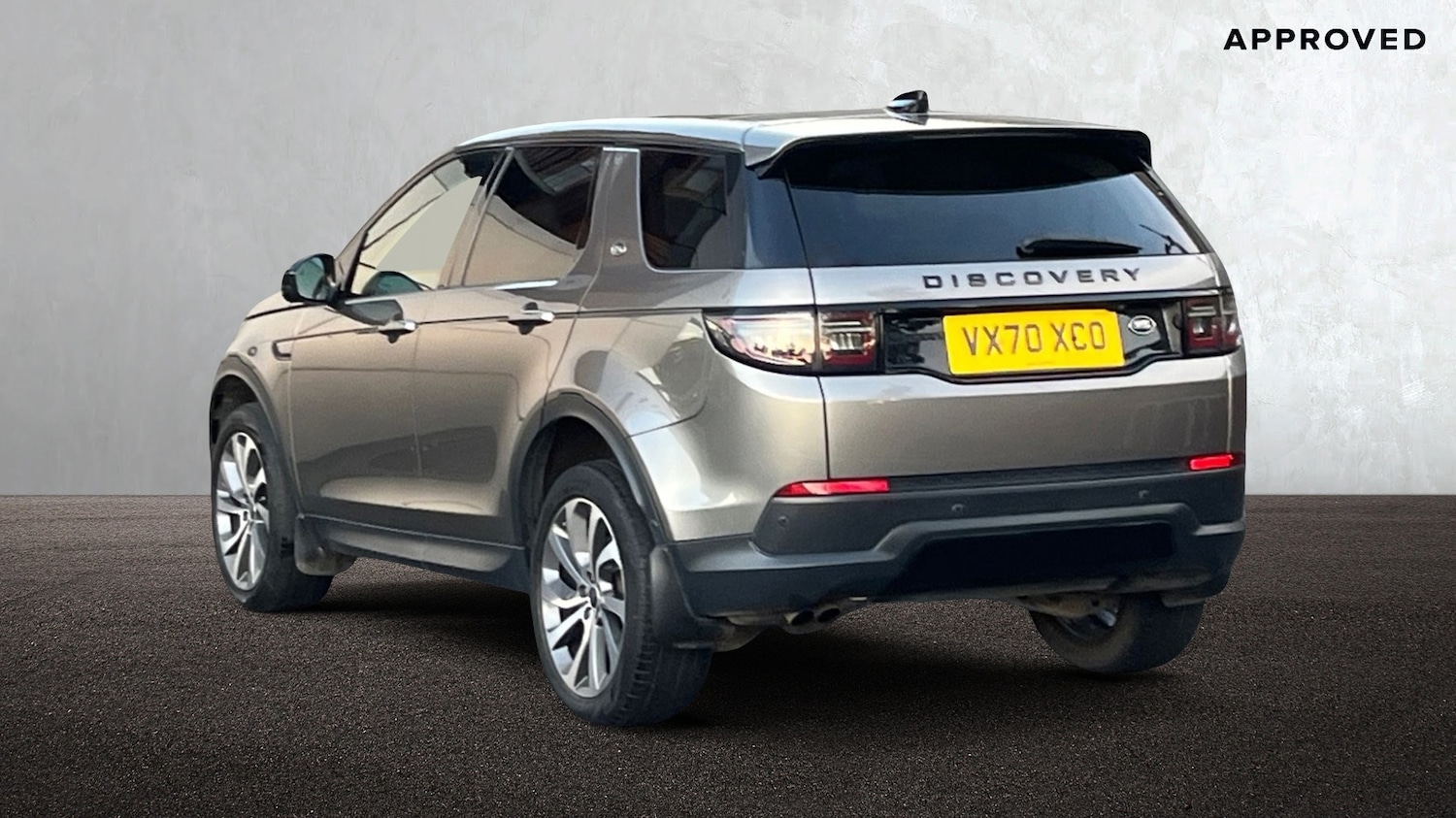 Used Land Rover Discovery Sport 2020 for sale - 77176949: Photo 2