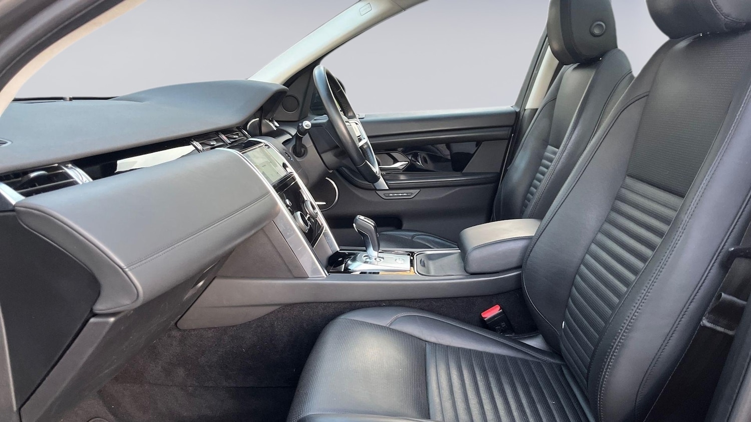 Used Land Rover Discovery Sport 2020 for sale - 77176949: Photo 3