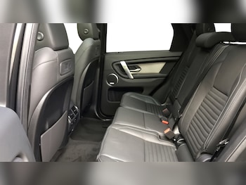 Used Land Rover Discovery Sport 2024 for sale - 76111363: Photo 4