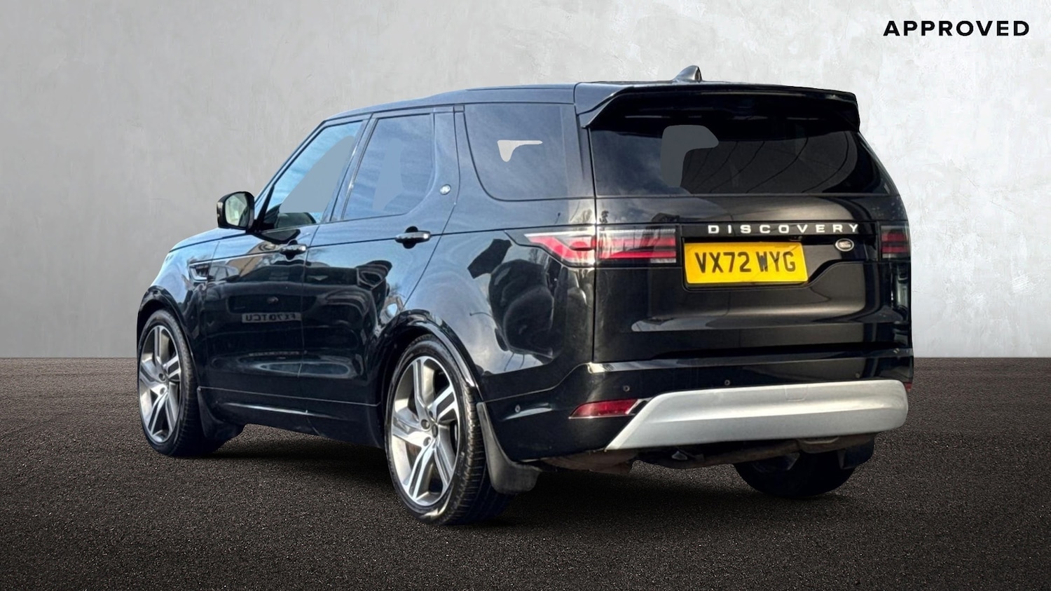 Used Land Rover Discovery 2023 for sale - 77587936: Photo 2