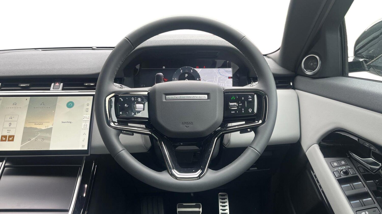 Used Land Rover Range Rover Evoque 2025 for sale - 76123987: Photo 15