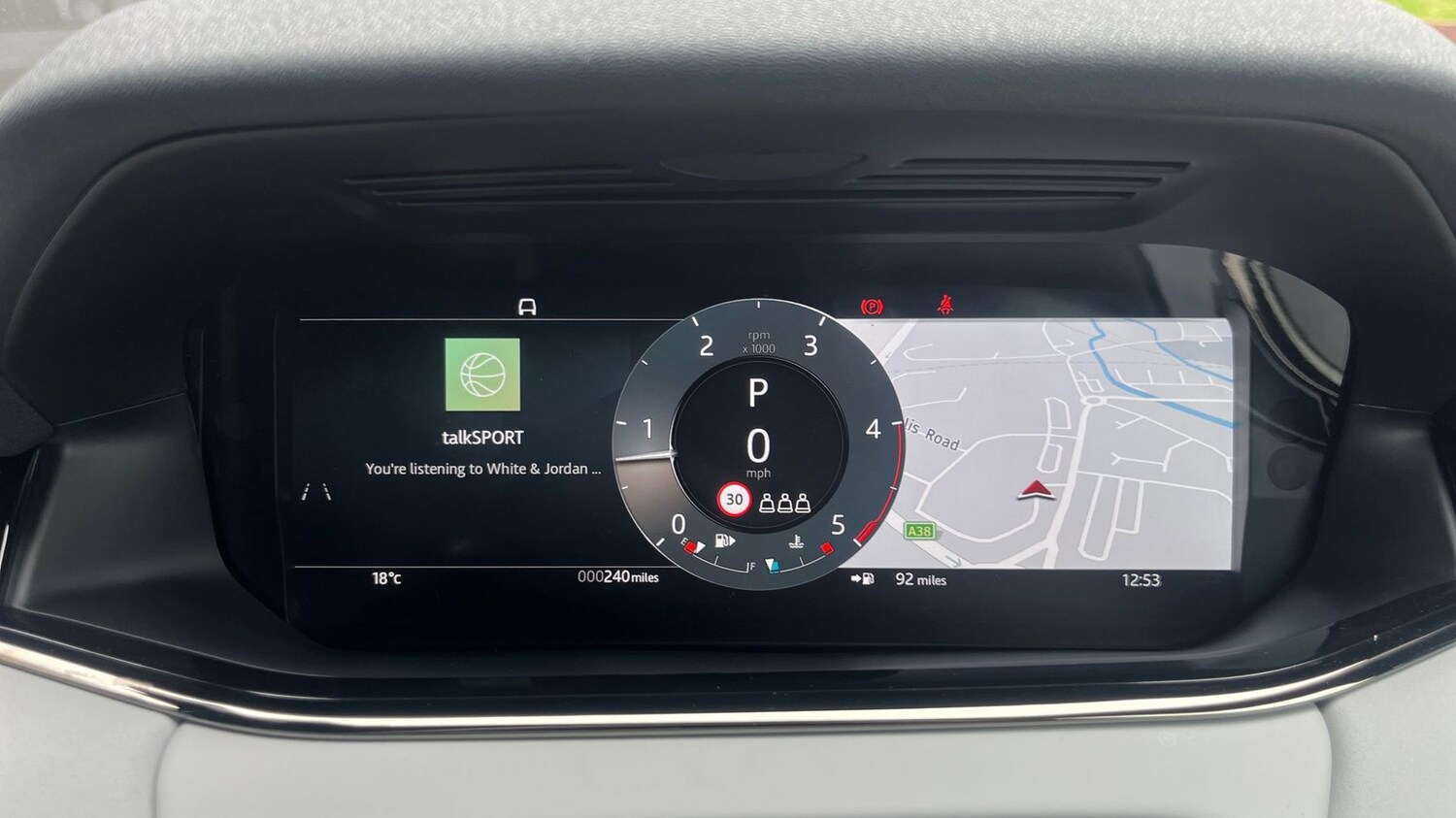 Used Land Rover Range Rover Evoque 2025 for sale - 76123987: Photo 16