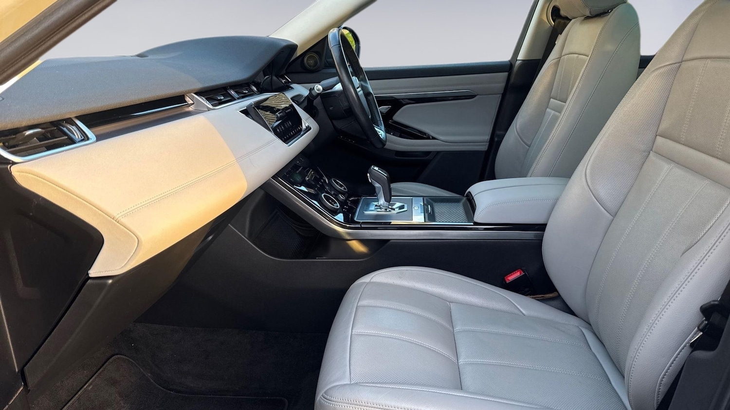 Used Land Rover Range Rover Evoque 2019 for sale - 77205015: Photo 3