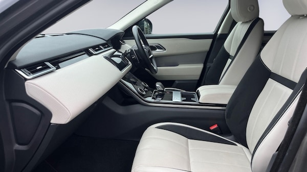 Used Land Rover Range Rover Velar 2021 for sale - 76338480: Photo 3