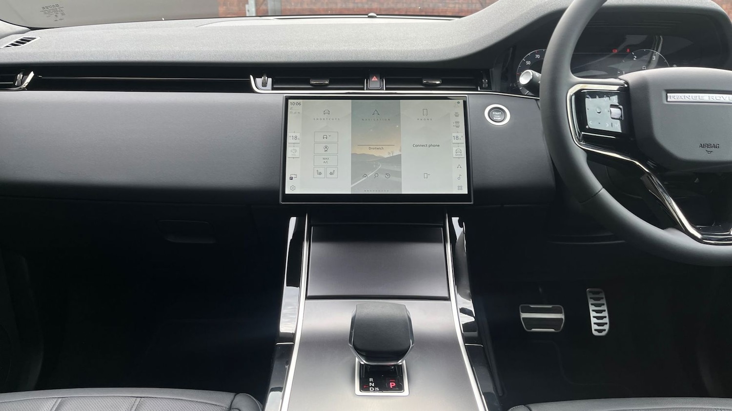 Used Land Rover Range Rover Evoque 2025 for sale - 76110721: Photo 14