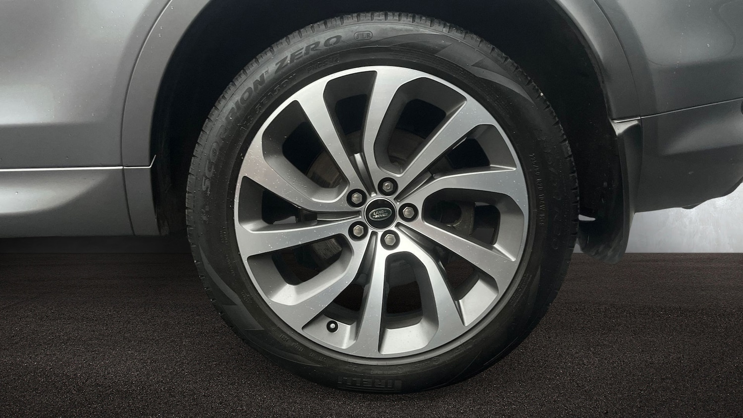 Used Land Rover Discovery Sport 2021 for sale - 76692715: Photo 8