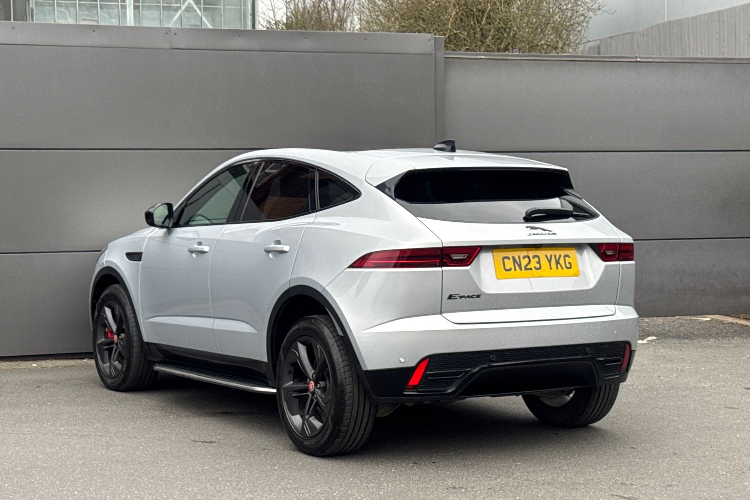 Used Jaguar E-Pace 2023 for sale - 77599795: Photo 2