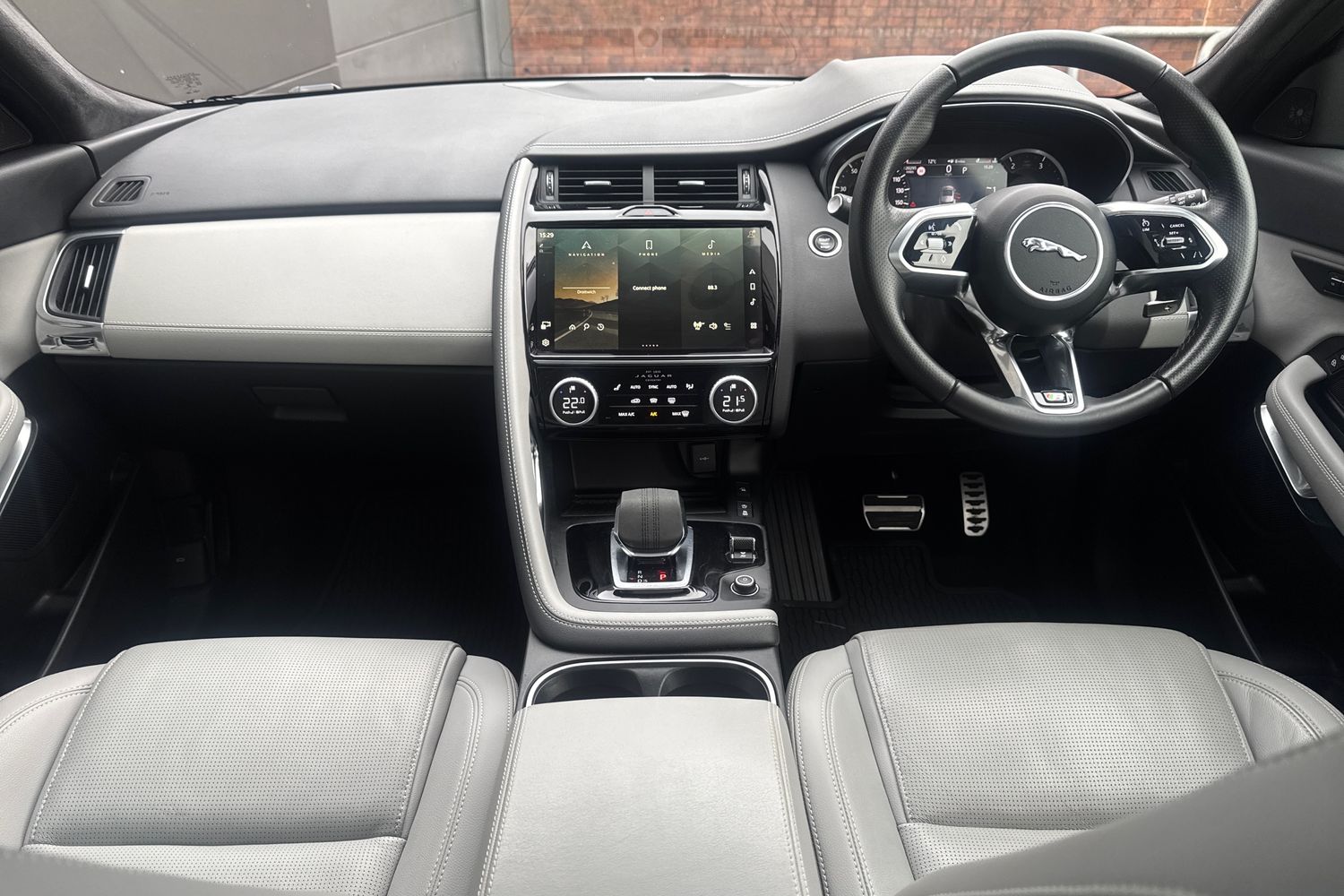 Used Jaguar E-Pace 2023 for sale - 77599795: Photo 9