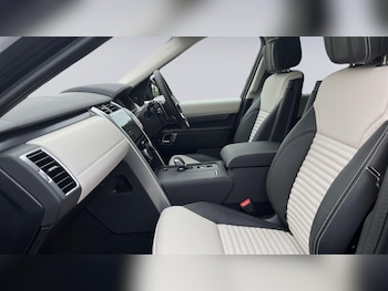 Used Land Rover Discovery 2025 for sale - 77177480: Photo