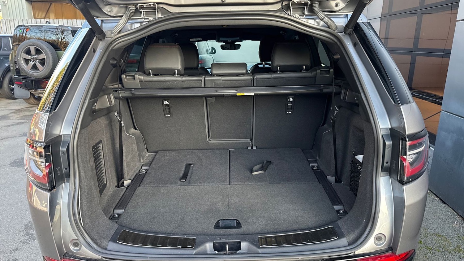 Used Land Rover Discovery Sport 2023 for sale - 77725369: Photo 10