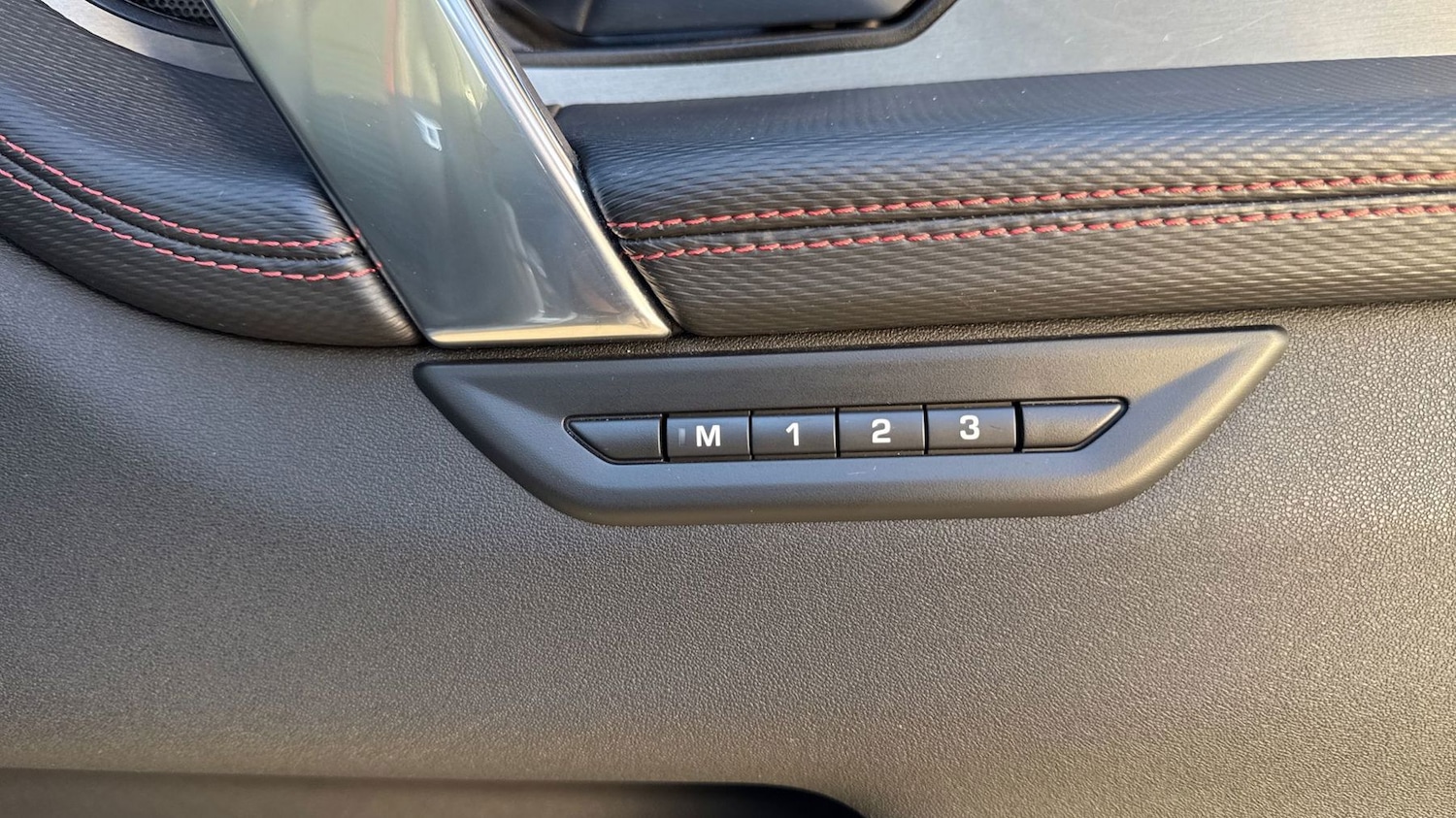 Used Land Rover Discovery Sport 2023 for sale - 77725369: Photo 23