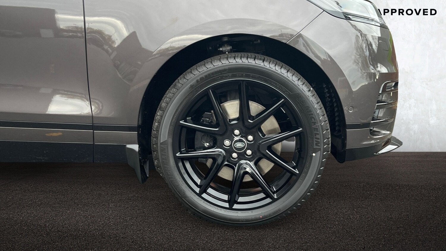 Used Land Rover Range Rover Velar 2025 for sale - 77177475: Photo 8