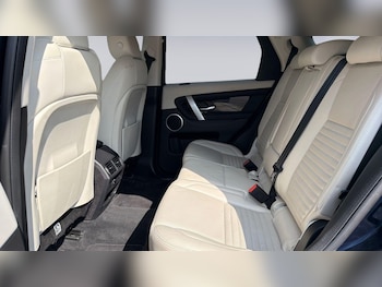 Used Land Rover Discovery Sport 2019 for sale - 79269652: Photo