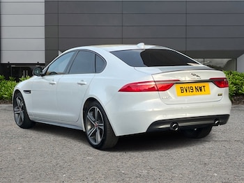 Used Jaguar XF 2019 for sale - 76389764: Photo