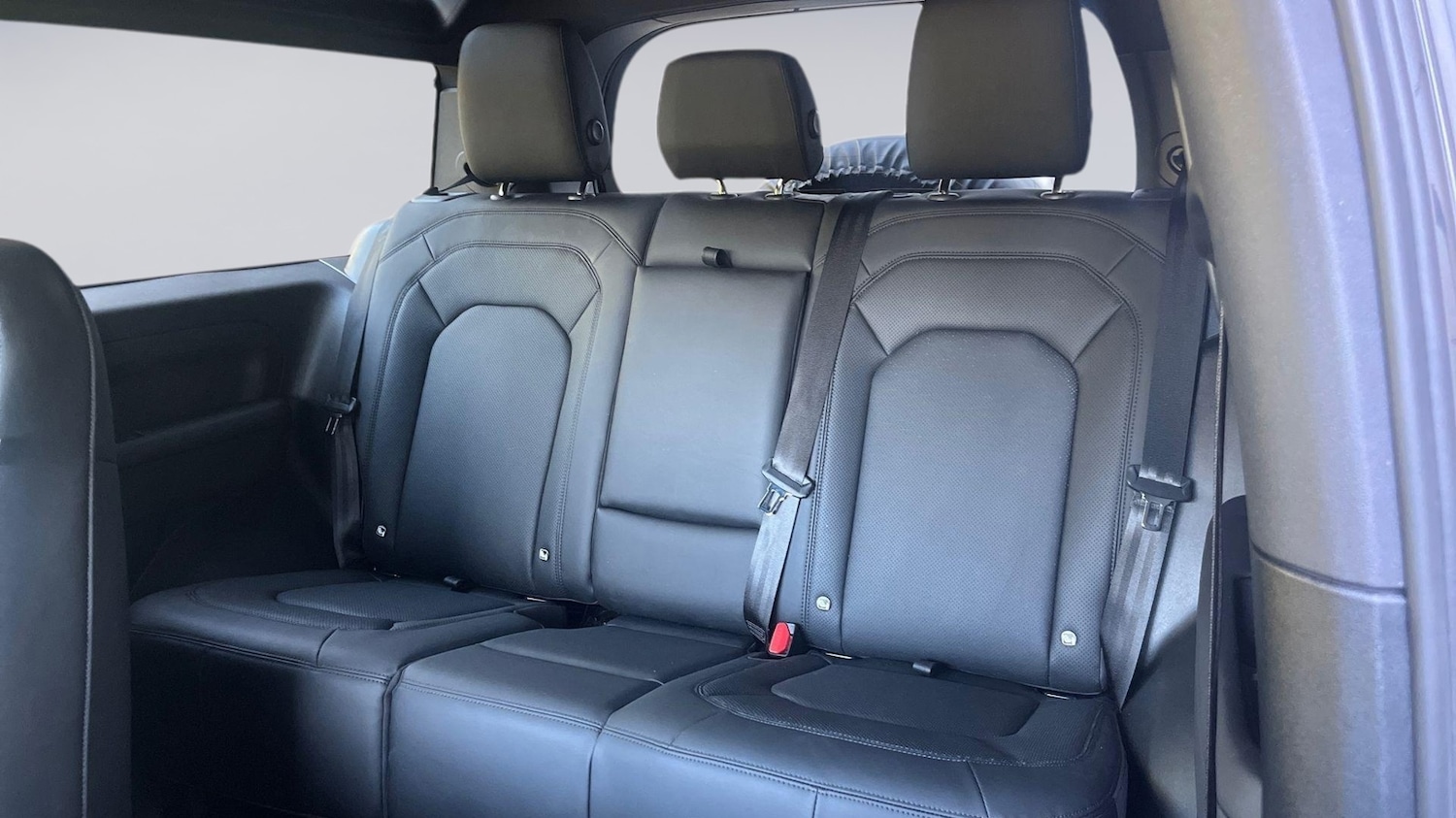 Used Land Rover Other 2025 for sale - 76168423: Photo 4