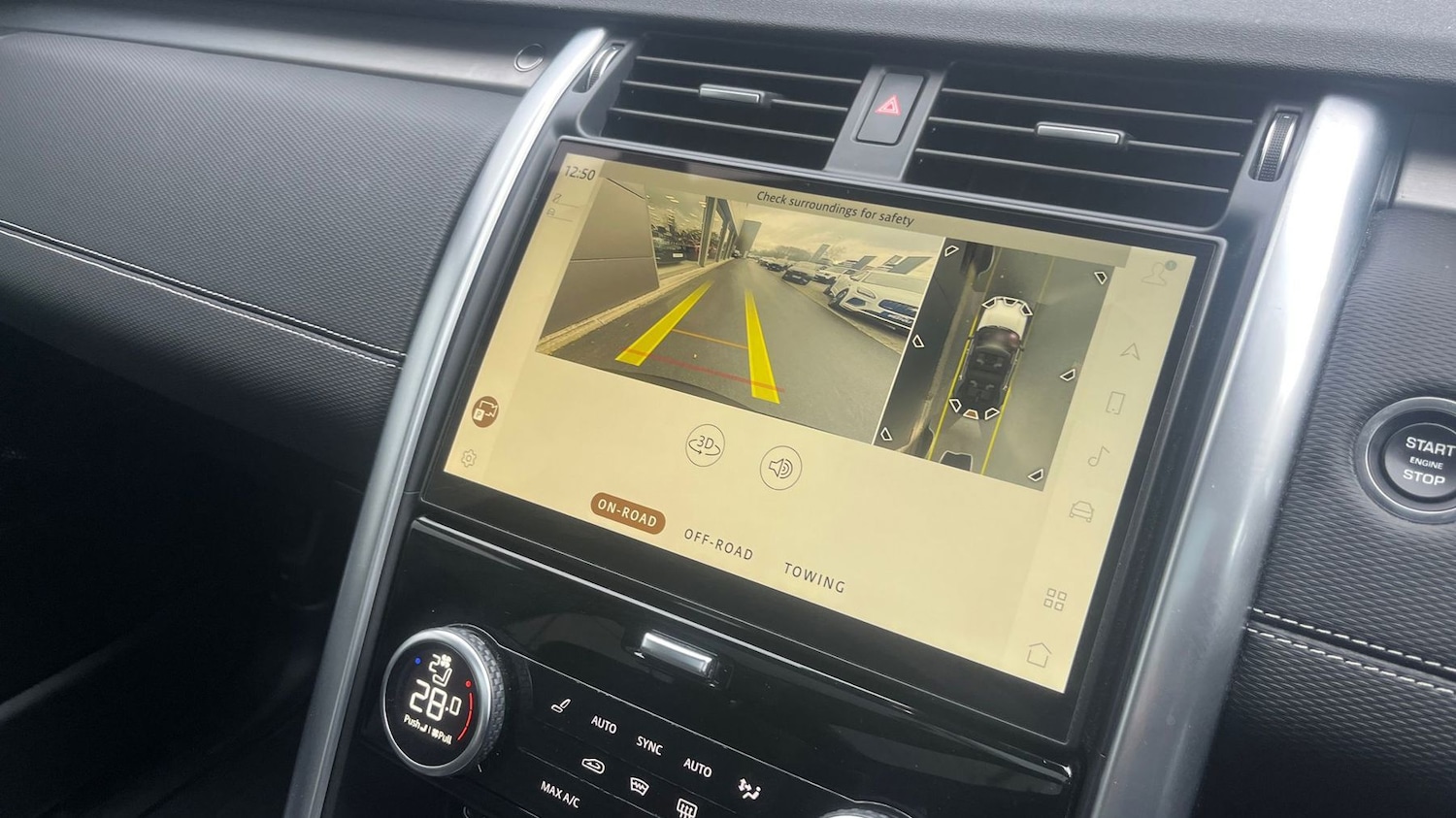 Used Land Rover Discovery 2023 for sale - 76716828: Photo 12