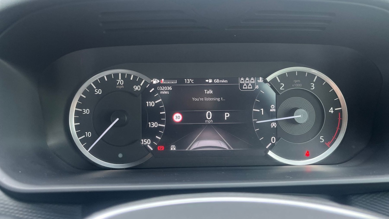 Used Land Rover Discovery 2023 for sale - 76716828: Photo 16