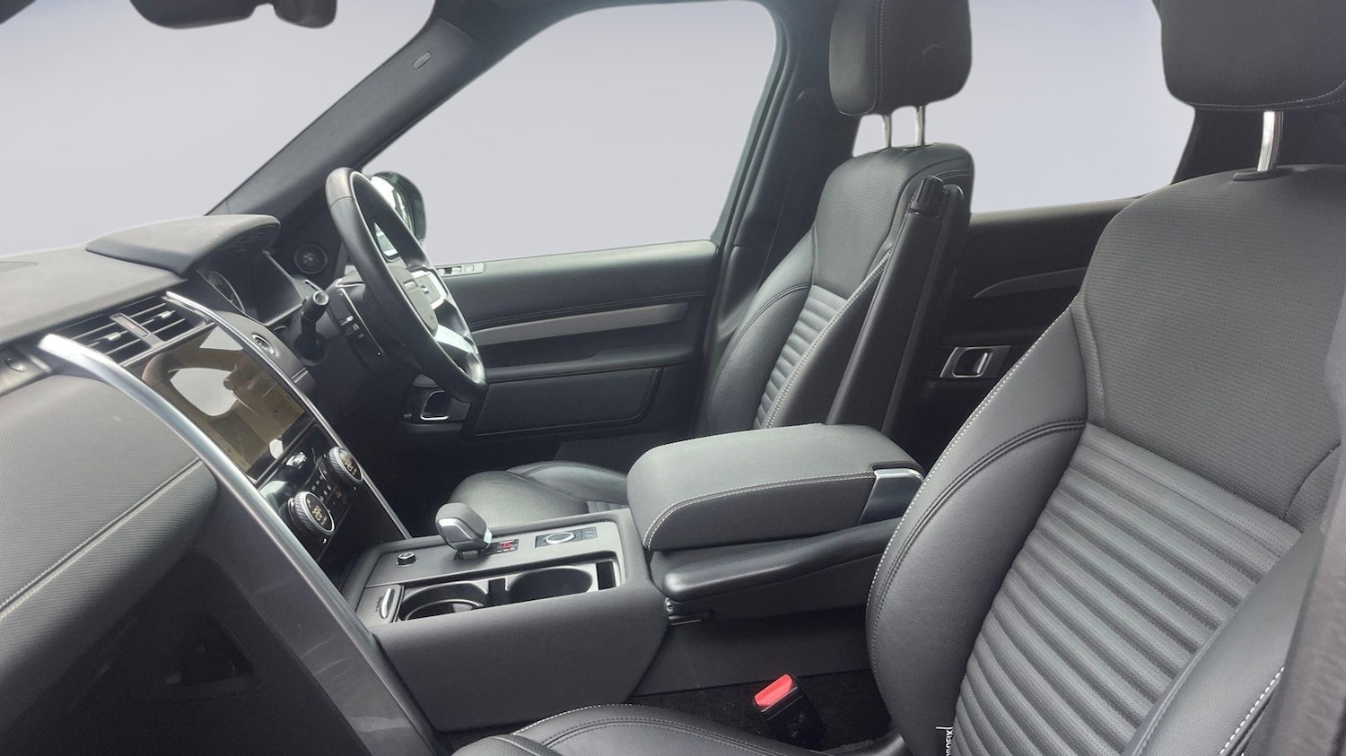 Used Land Rover Discovery 2023 for sale - 76716828: Photo 3