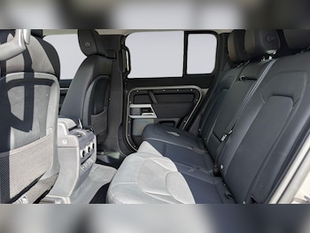 Used Land Rover Defender 90 2022 for sale - 79256857: Photo