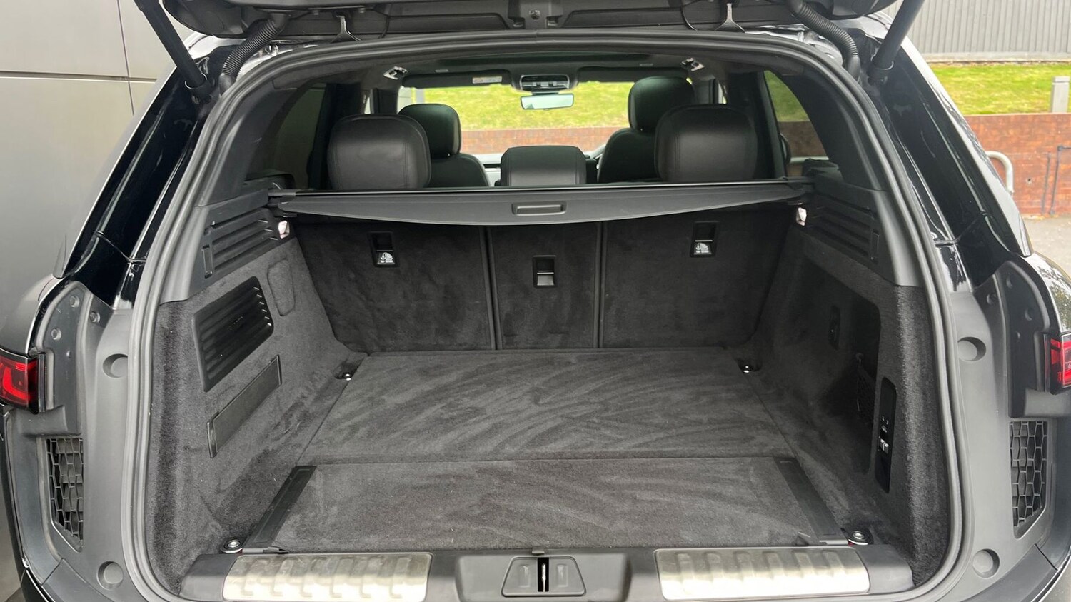 Used Land Rover Range Rover Sport 2022 for sale - 76168428: Photo 10