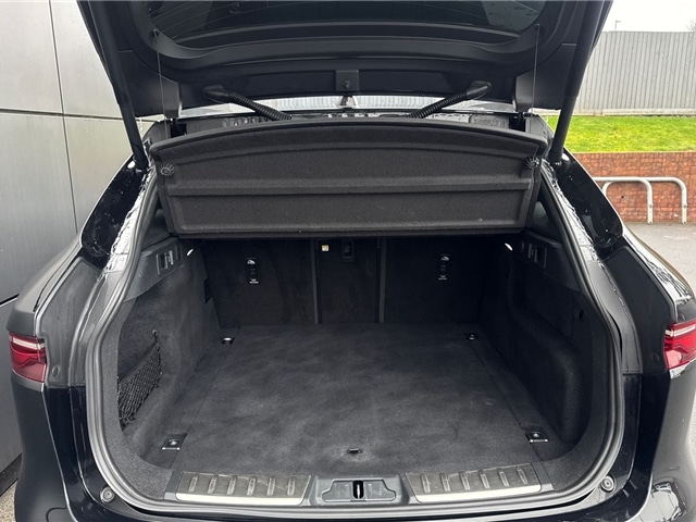 Used Jaguar F-Pace 2024 for sale - 77231630: Photo 10