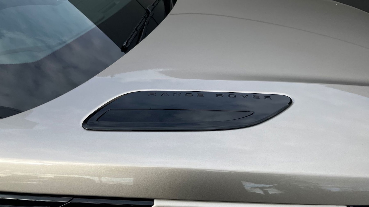 Used Land Rover Range Rover Velar 2025 for sale - 76111153: Photo 20