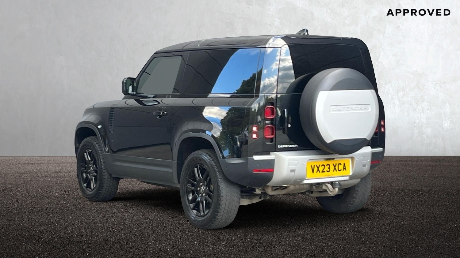 Used Land Rover Defender 2023 for sale - 76111515: Photo 2