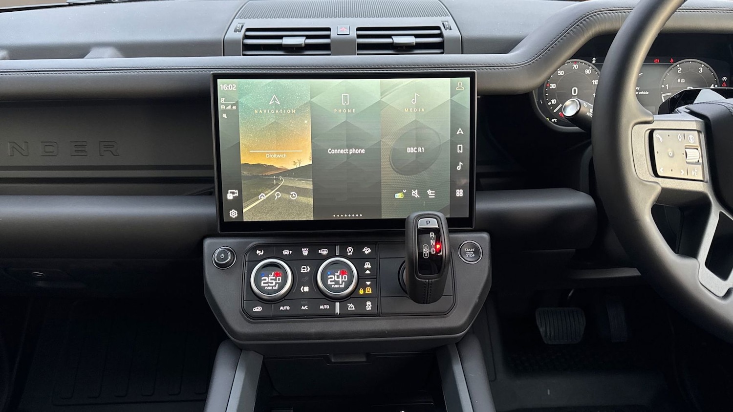 Used Land Rover Defender 2026 for sale - 77205038: Photo 14