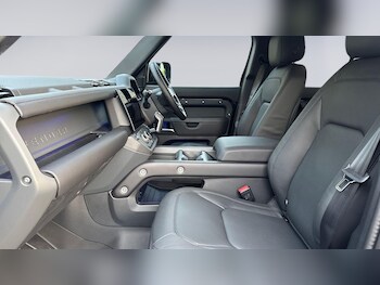 Used Land Rover Defender 2026 for sale - 77205038: Photo