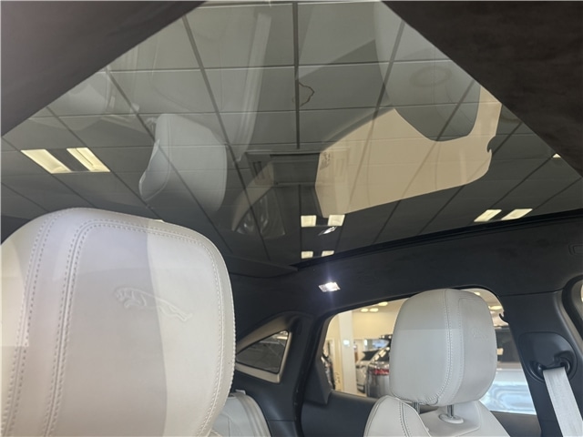 Used Jaguar E-Pace 2018 for sale - 76937231: Photo 10