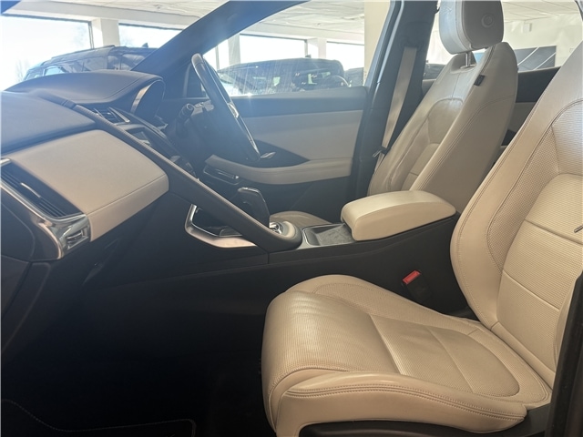 Used Jaguar E-Pace 2018 for sale - 76937231: Photo 12