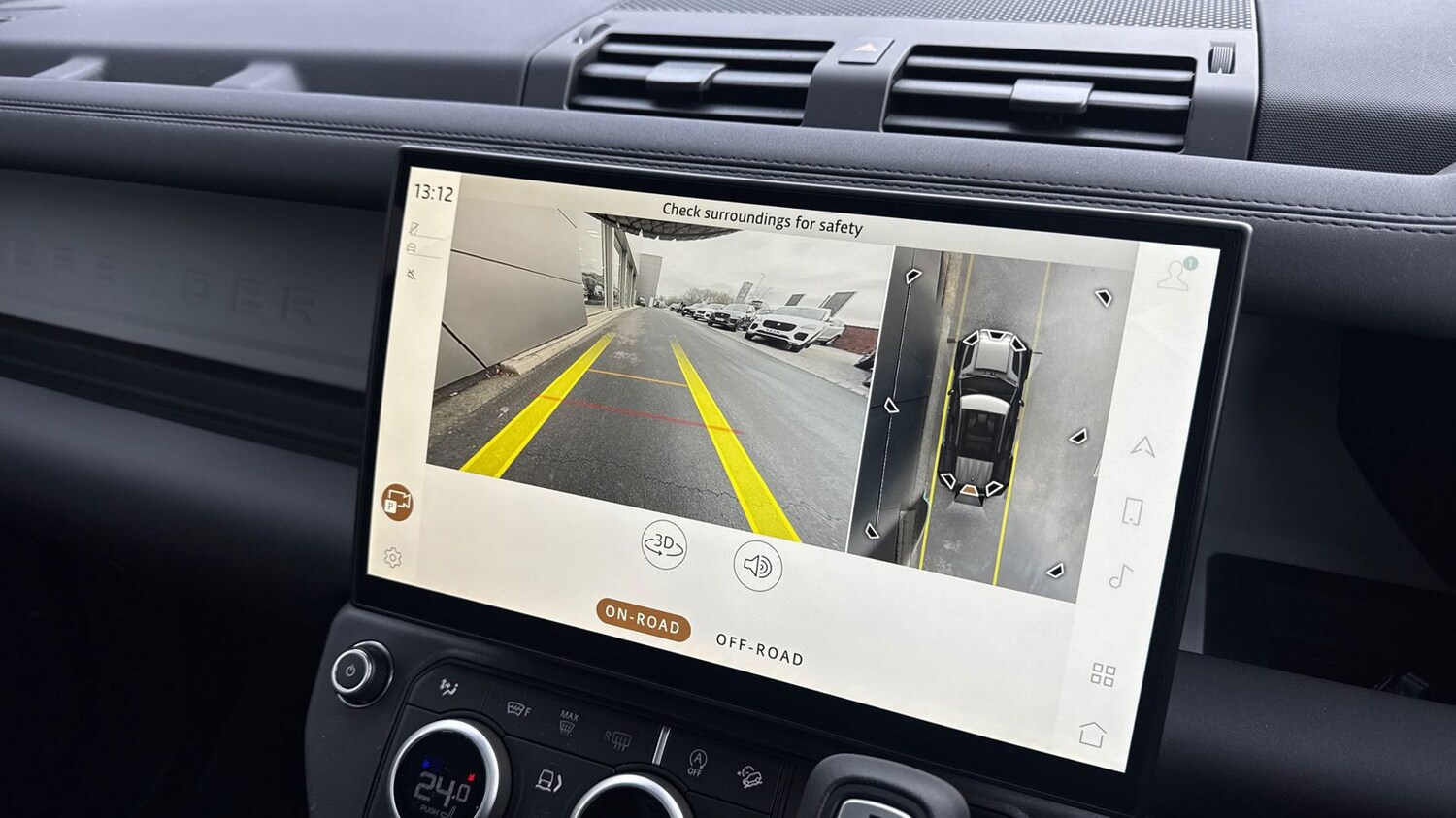 Used Land Rover Defender 2025 for sale - 77959276: Photo 12